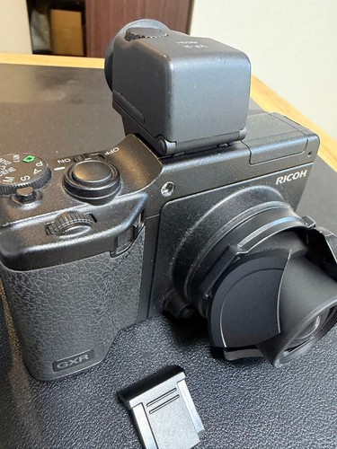 Ricoh gxr console - console, mirino